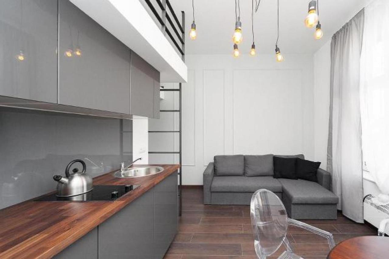 2 Nights Apartments - Great Location, Right Next To Main Rail And Bus Station, 10 Min To Main Square By Foot Aparthotel Krakow